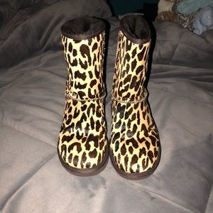 Cheetah Print Ugg Boots *like new!*